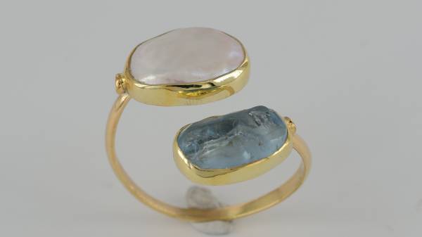 ΔΑΧΤΥΛΙΔΙ ΧΡΥΣΟ Κ18 ΜΕ AQUAMARINE KAI PEARL - Δαχτυλίδια