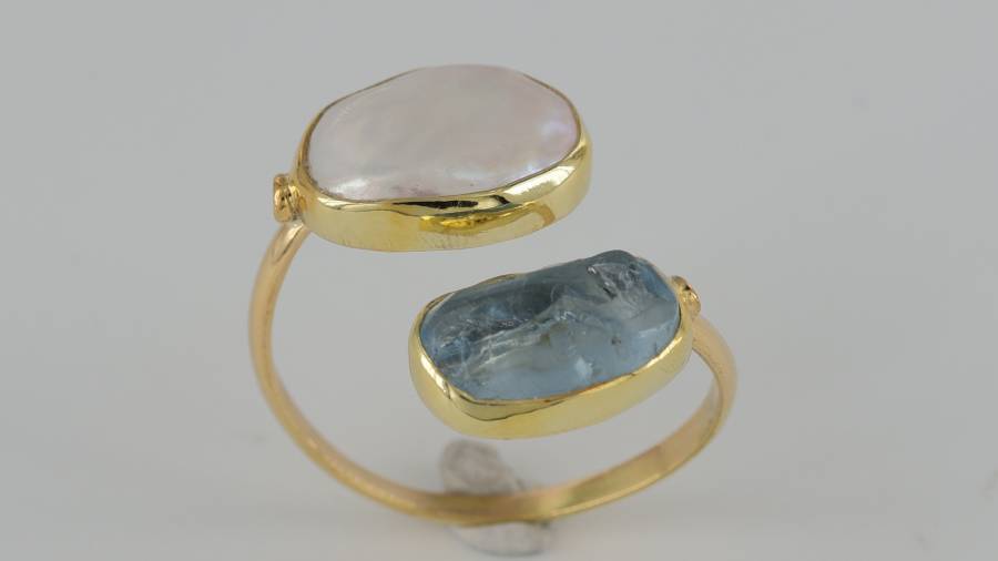ΔΑΧΤΥΛΙΔΙ ΧΡΥΣΟ Κ18 ΜΕ AQUAMARINE KAI PEARL